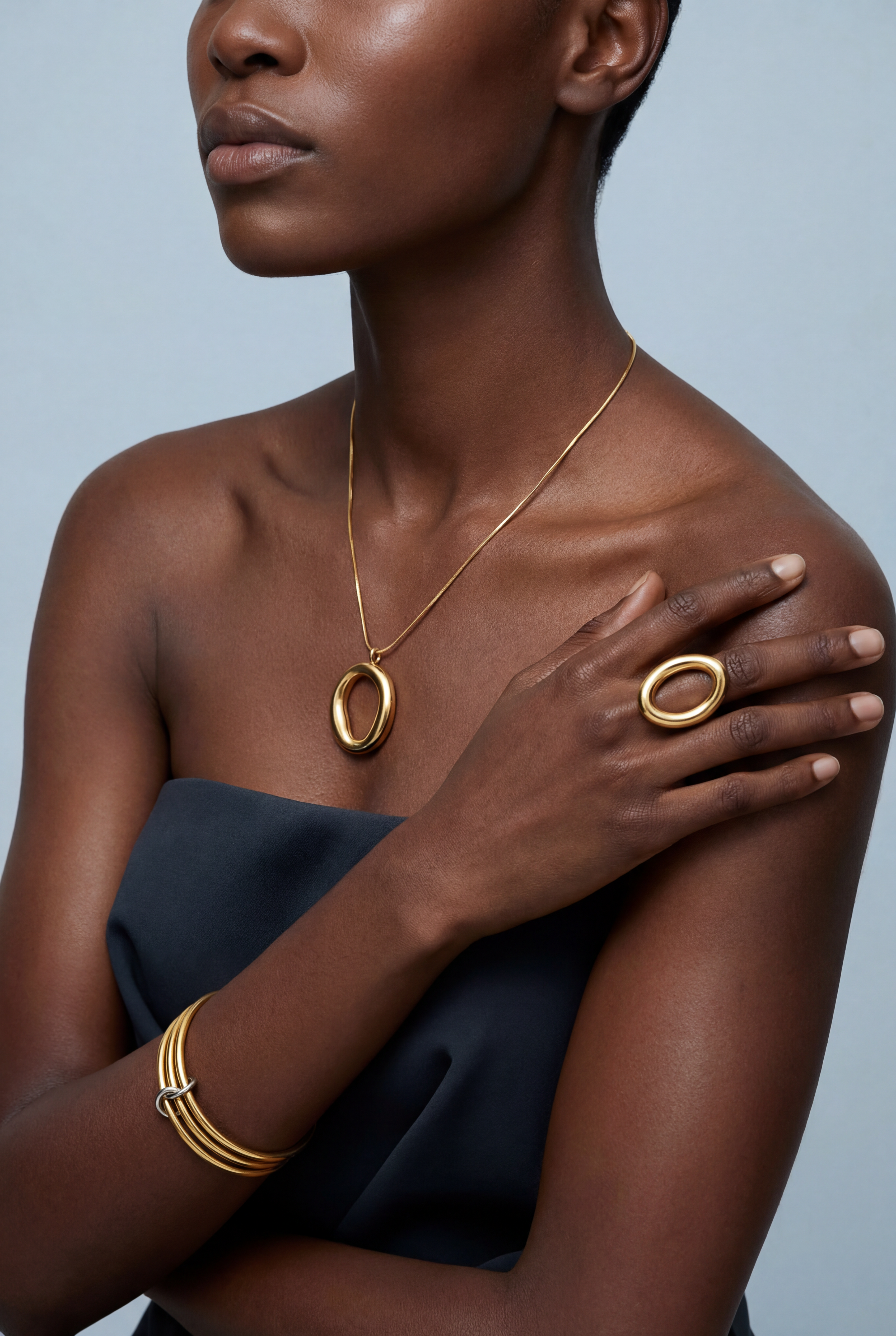 LIAH | Circular Pendant Necklace