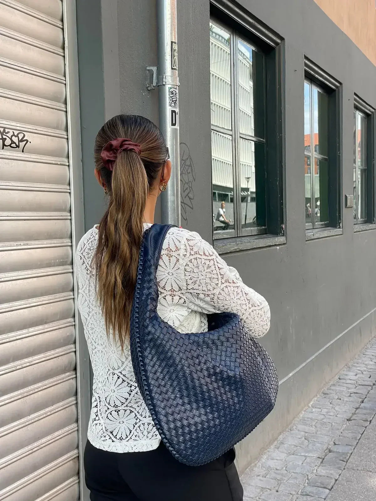Esmay | Soft Woven Shoulderbag