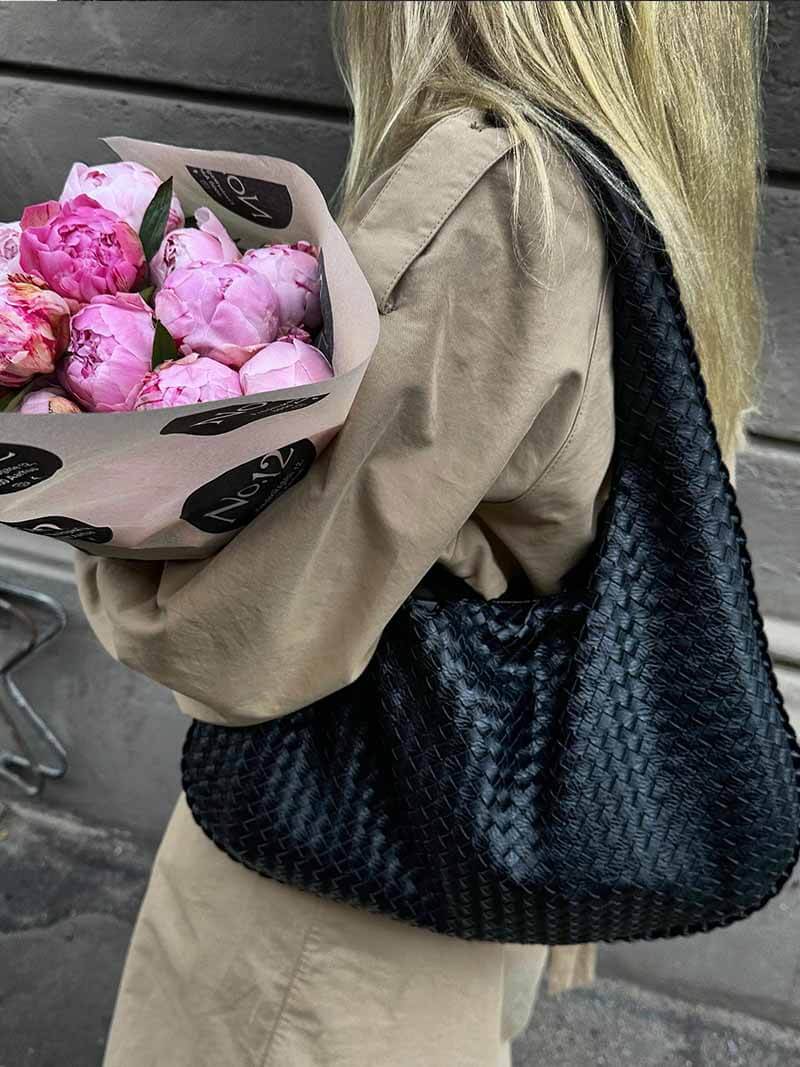 Esmay | Soft Woven Shoulderbag