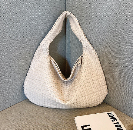 Esmay | Soft Woven Shoulderbag