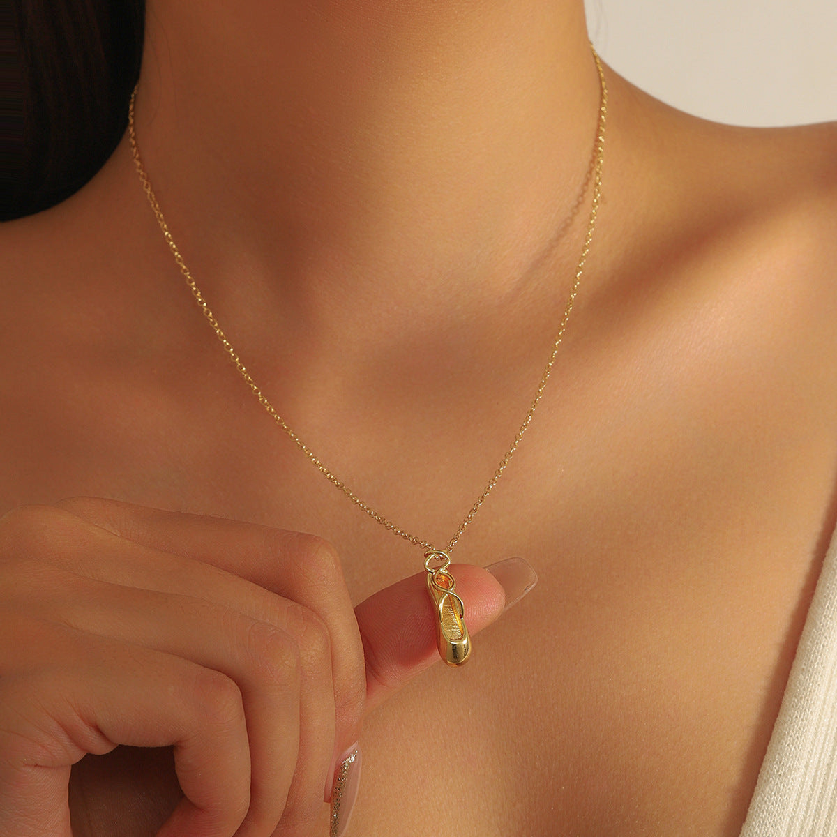 SOLE | Pendant Necklace