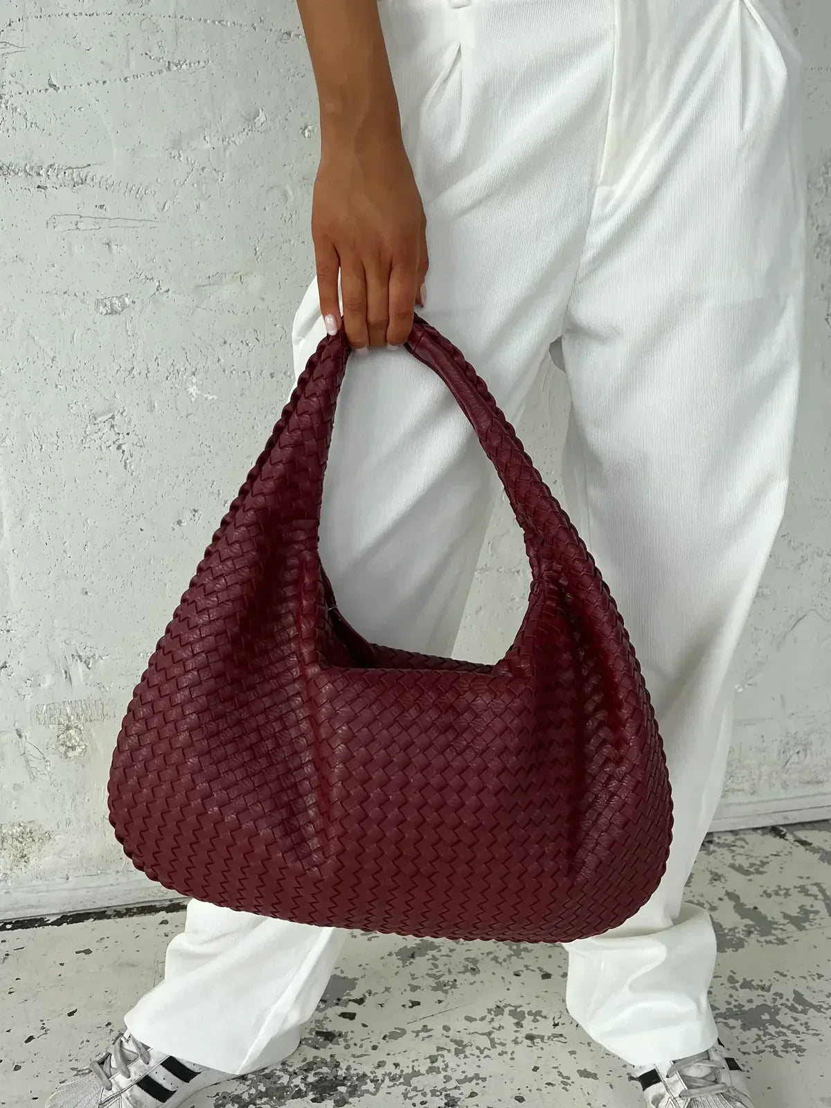 Esmay | Soft Woven Shoulderbag