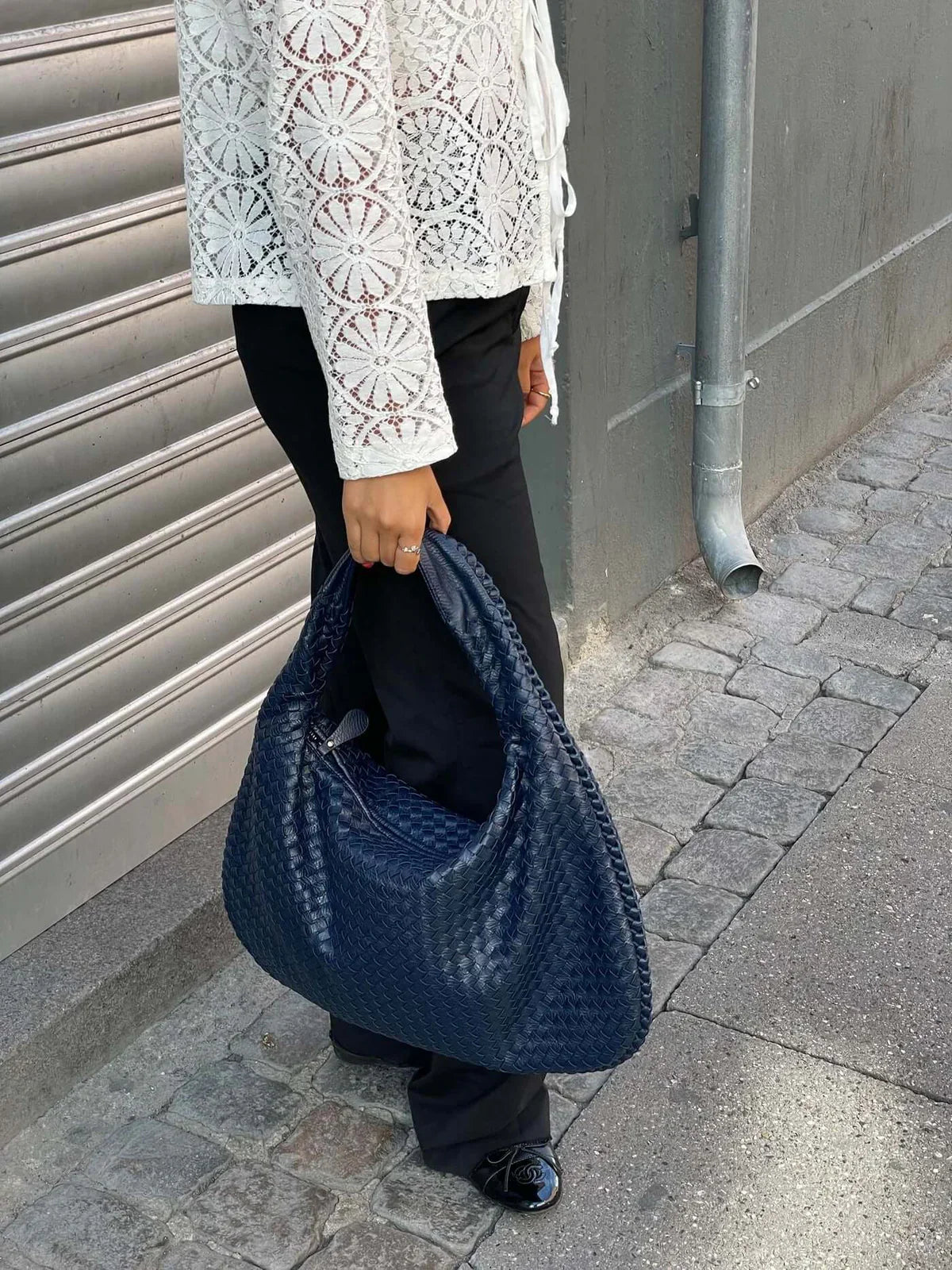 Esmay | Soft Woven Shoulderbag