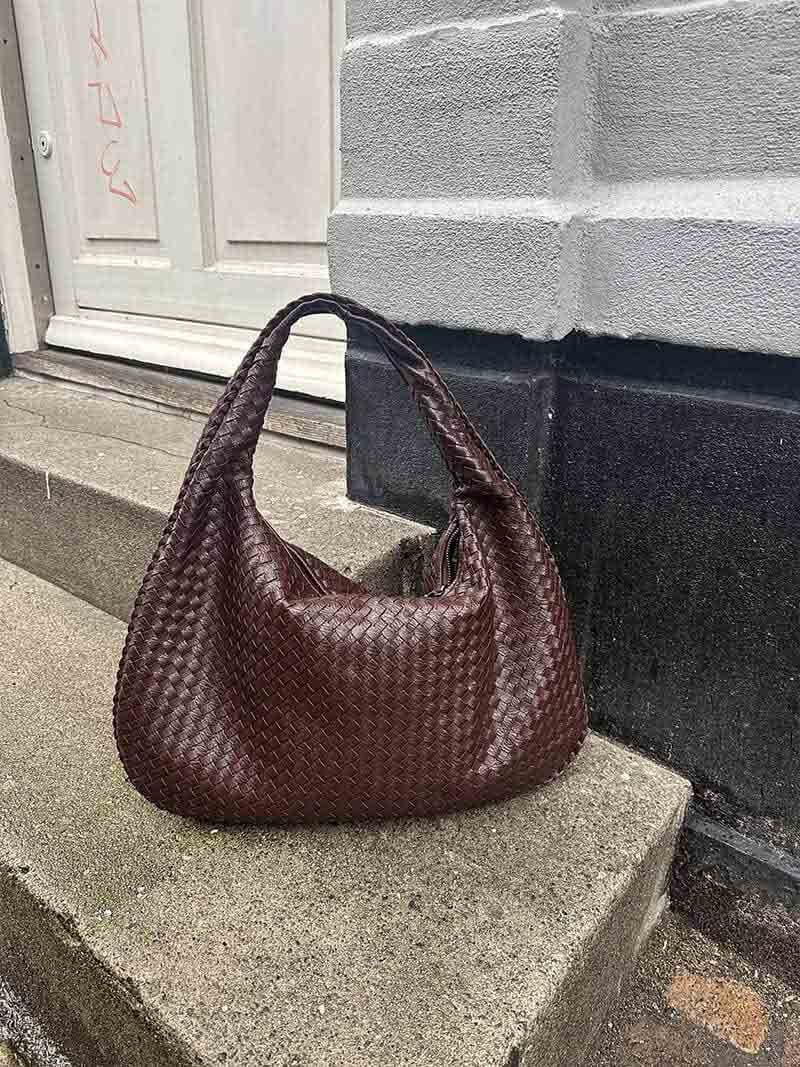 Esmay | Soft Woven Shoulderbag