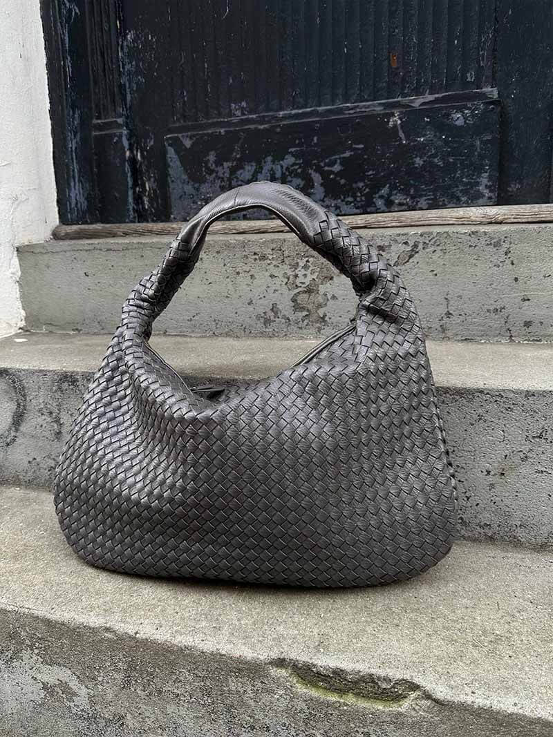 Esmay | Soft Woven Shoulderbag