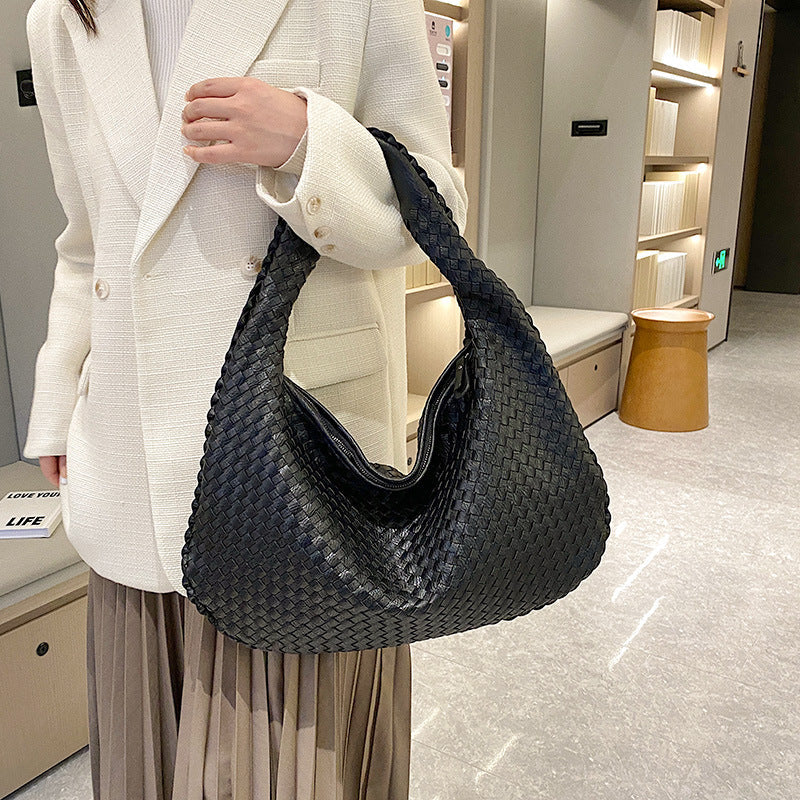 Esmay | Soft Woven Shoulderbag